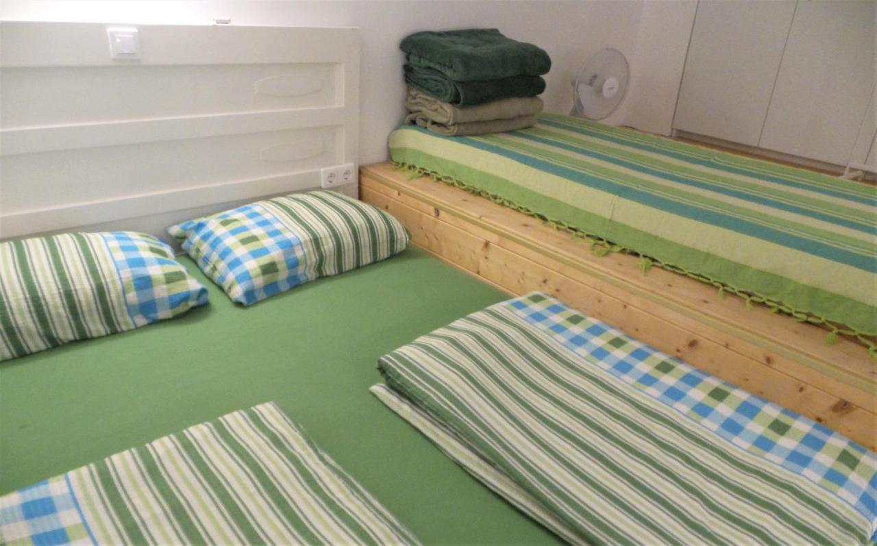 Green Pearl Apartment At St Stephen' S Basilica بودابست المظهر الخارجي الصورة