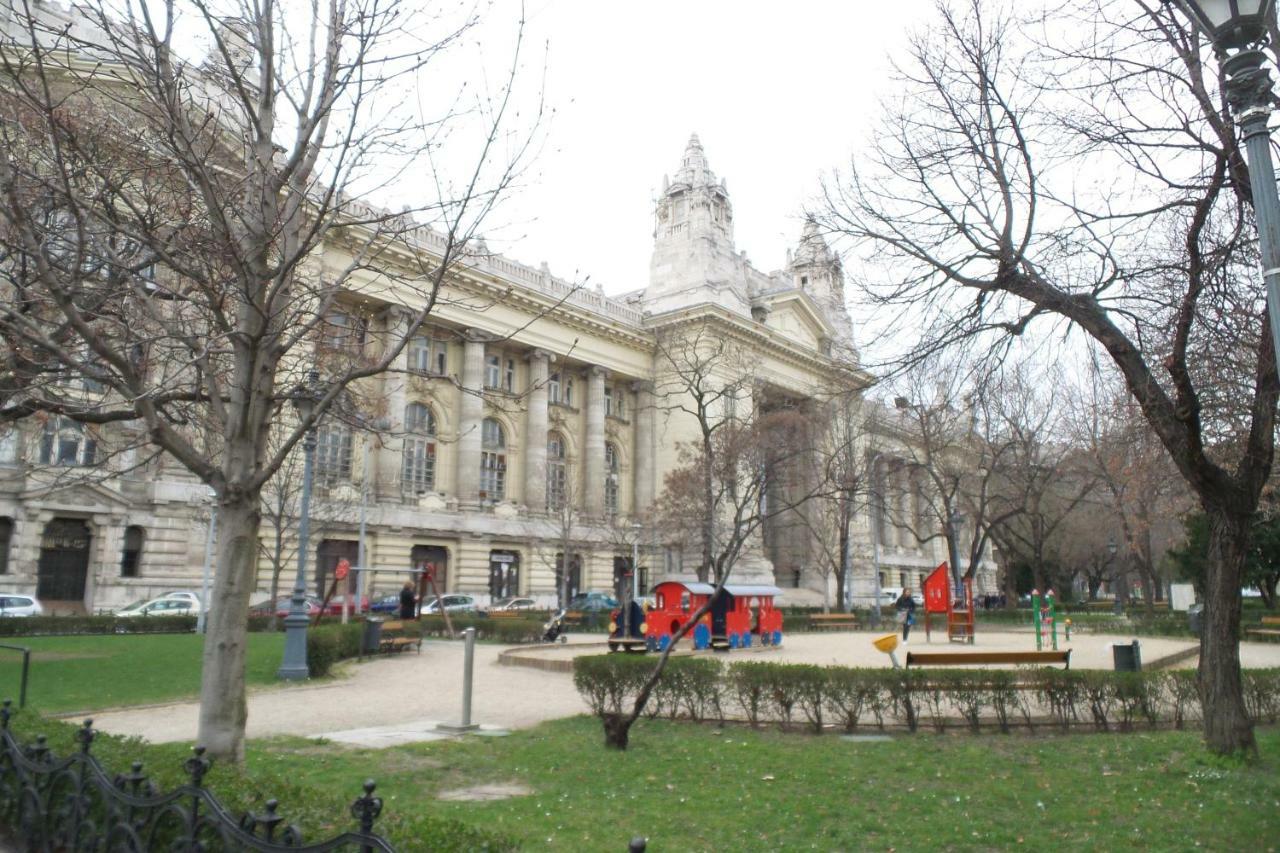 Green Pearl Apartment At St Stephen' S Basilica بودابست المظهر الخارجي الصورة